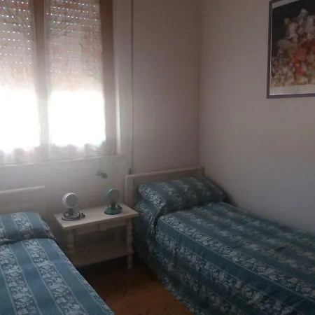 Casina Enza Apartment *